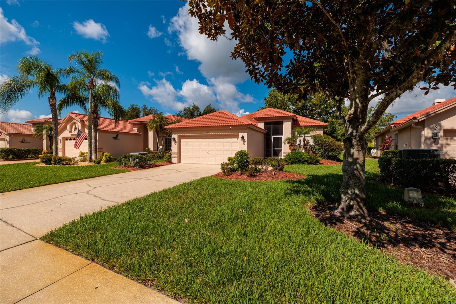 CRESCENT OAKS COUNTRY CLUB 3 - Residential