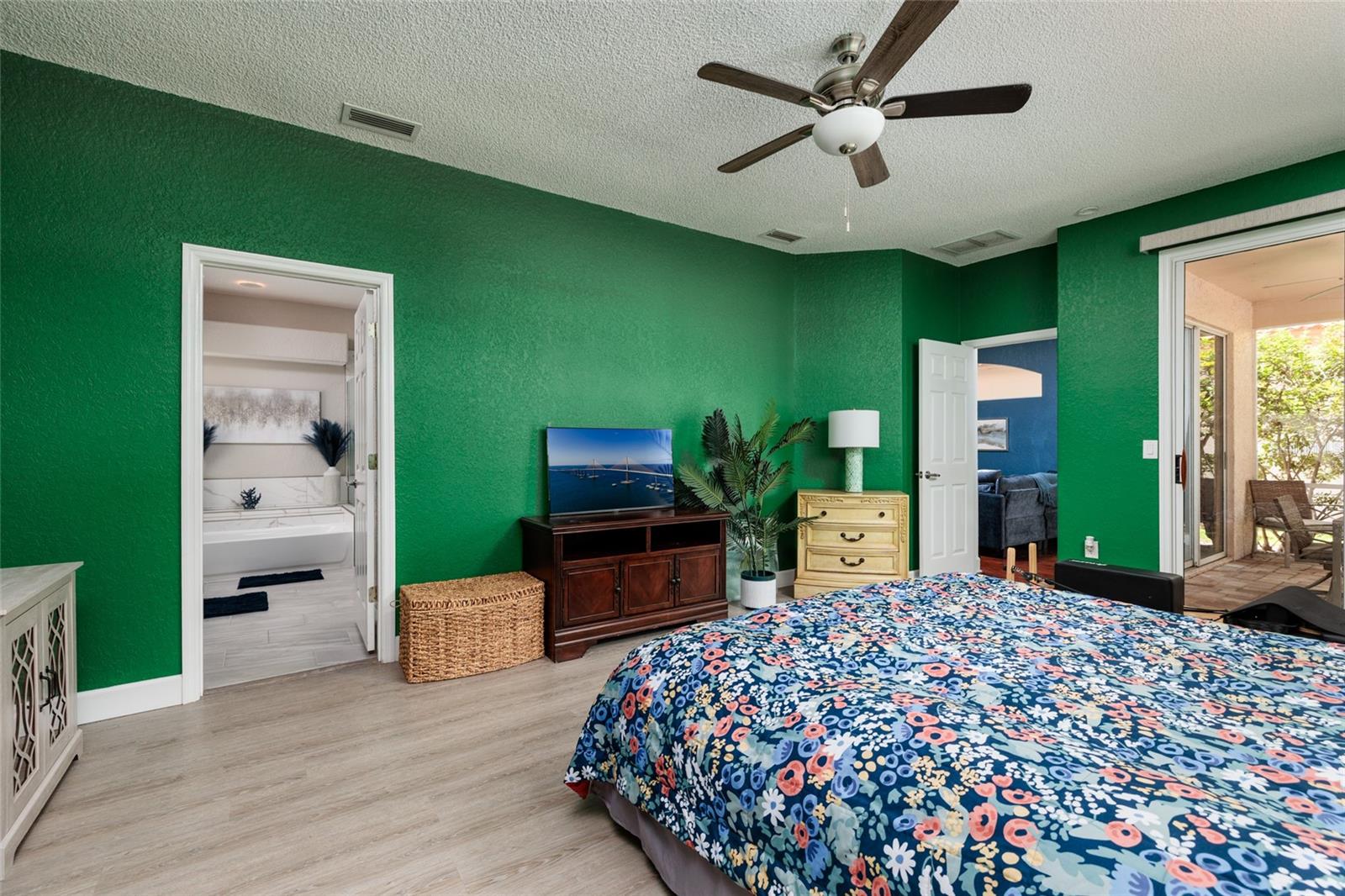 CRESCENT OAKS COUNTRY CLUB 3 - Residential