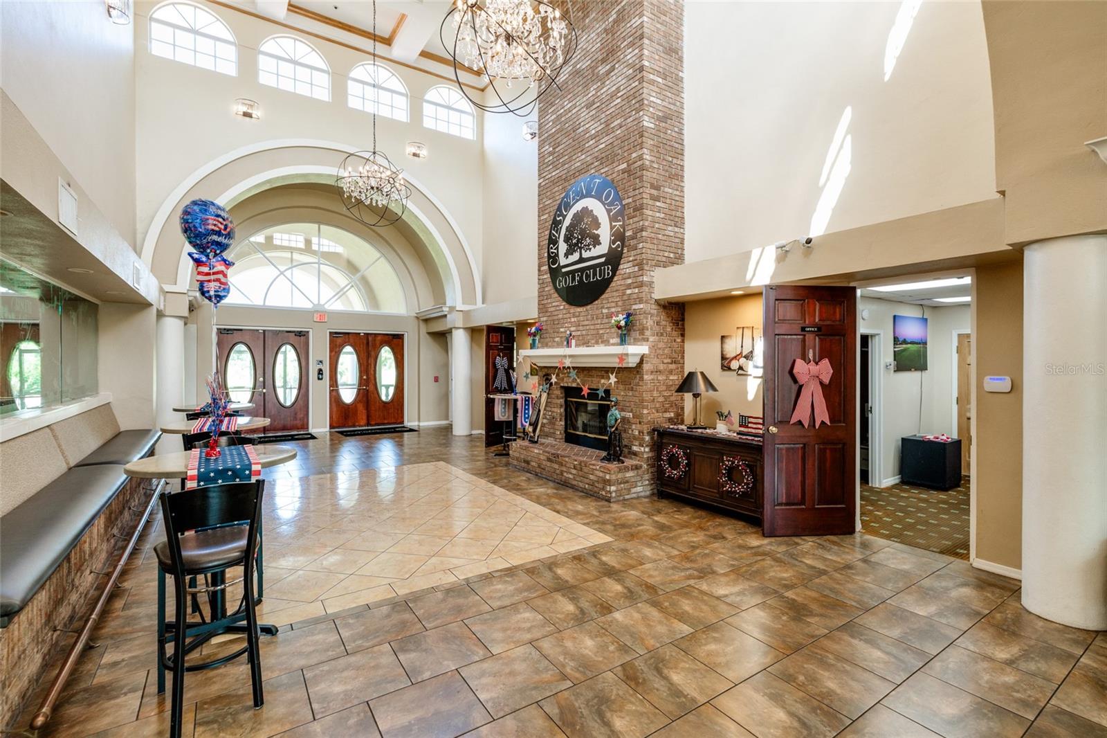 CRESCENT OAKS COUNTRY CLUB 3 - Residential