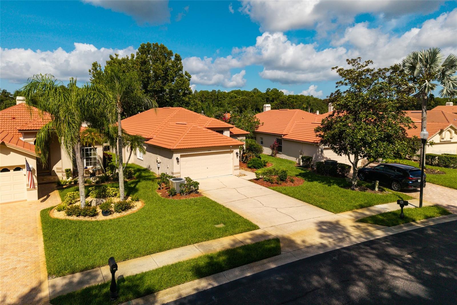 CRESCENT OAKS COUNTRY CLUB 3 - Residential