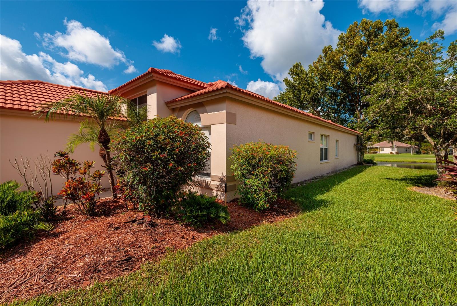 CRESCENT OAKS COUNTRY CLUB 3 - Residential
