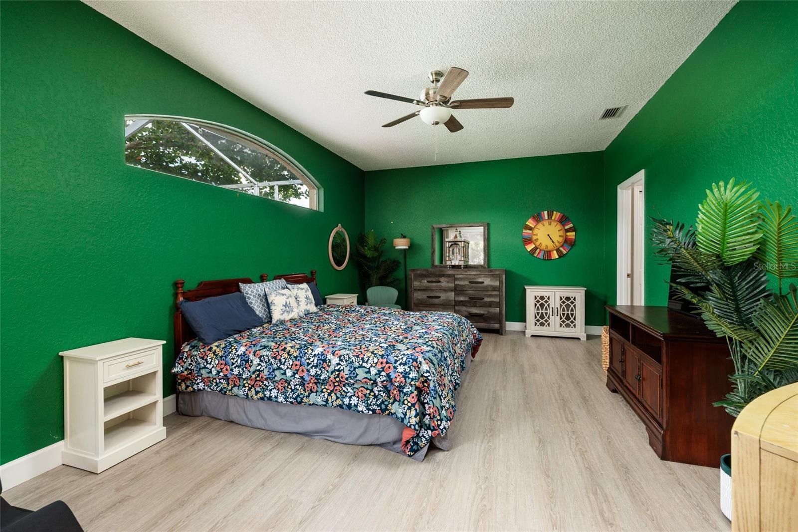 CRESCENT OAKS COUNTRY CLUB 3 - Residential