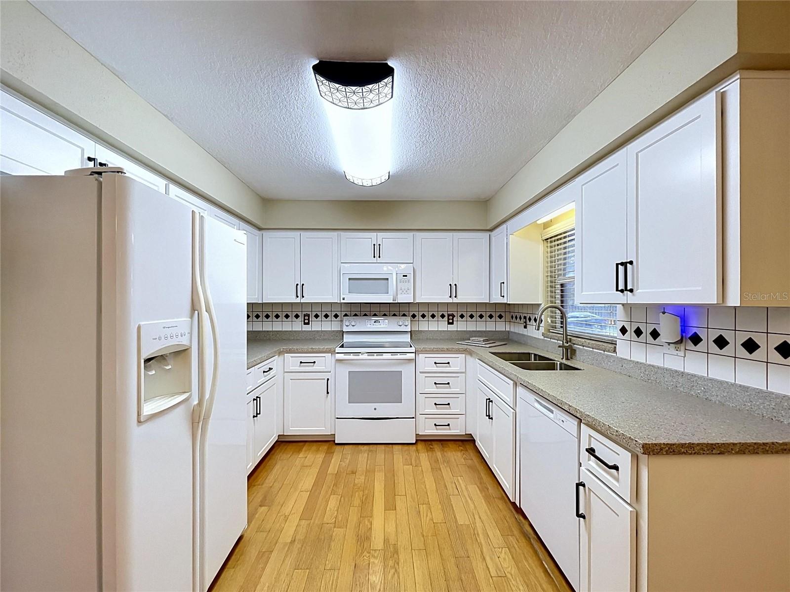 SCOTT LAKE VILLAGE - Residential