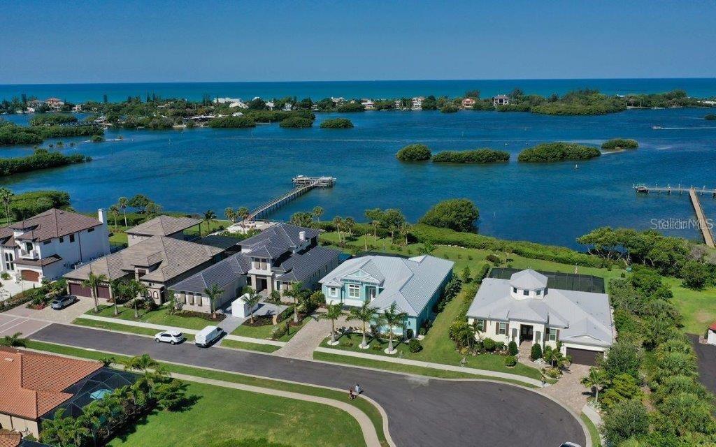 BAYSIDE - Residential