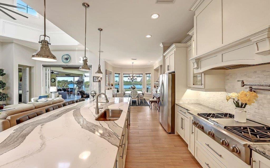 BAYSIDE - Residential