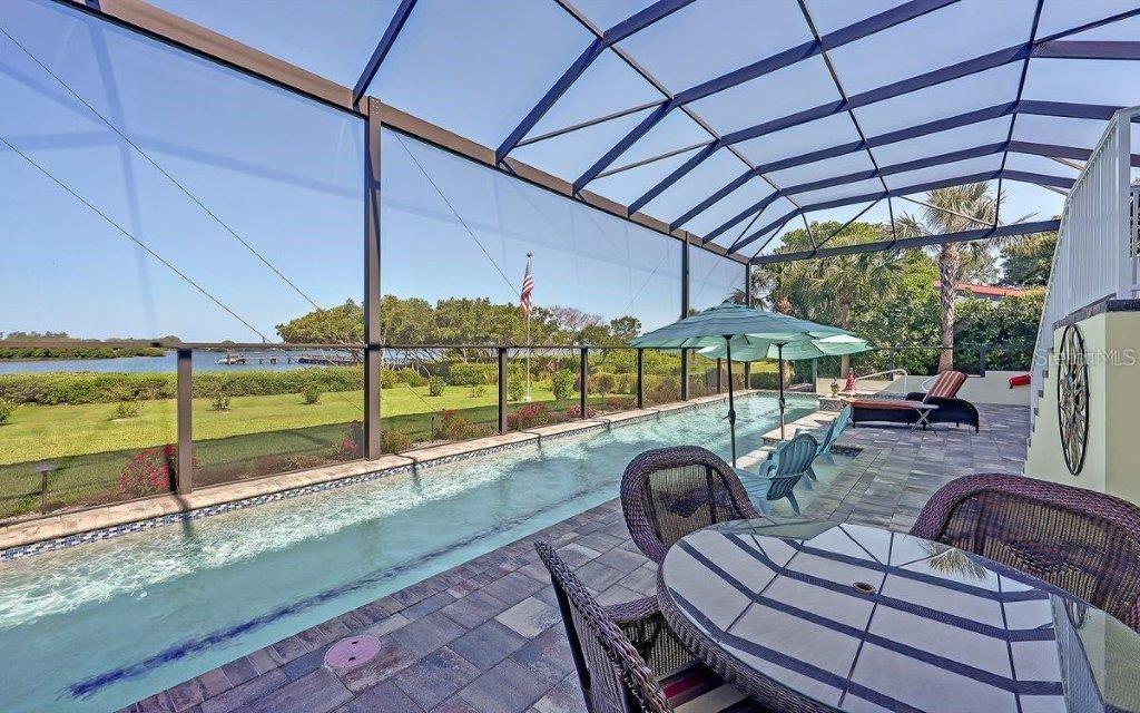 BAYSIDE - Residential