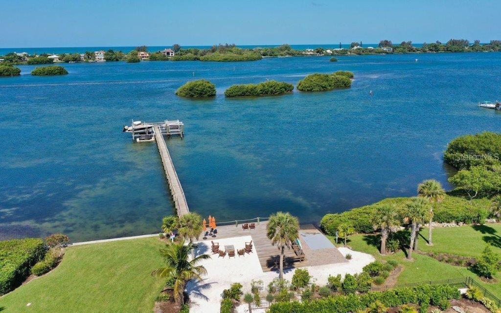 BAYSIDE - Residential
