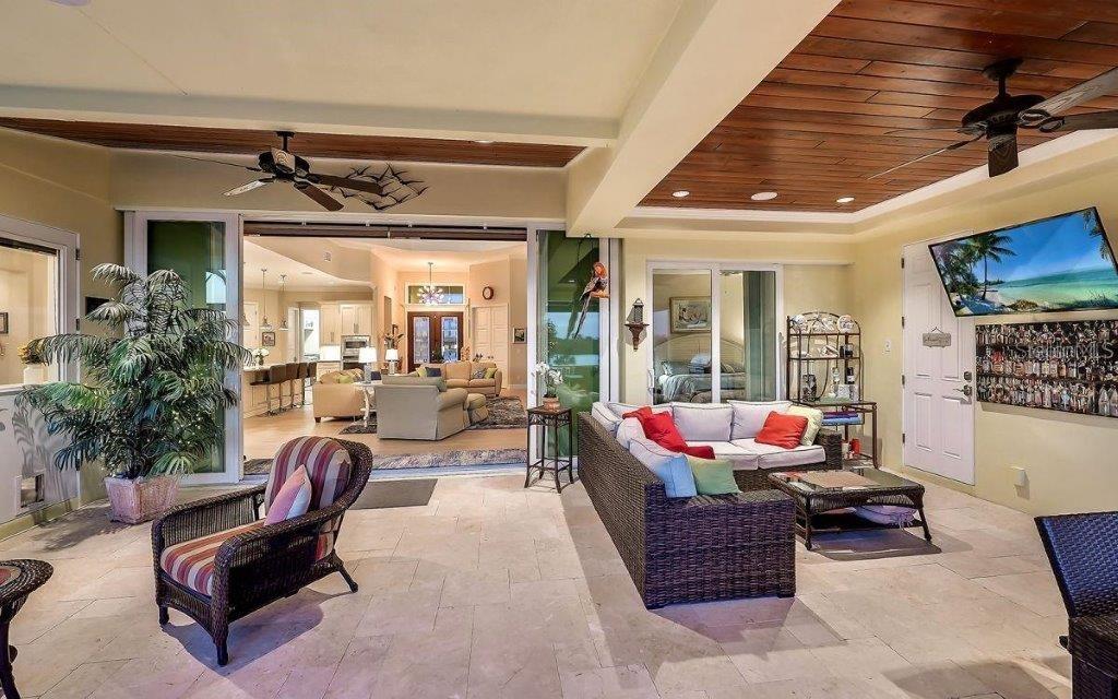 BAYSIDE - Residential