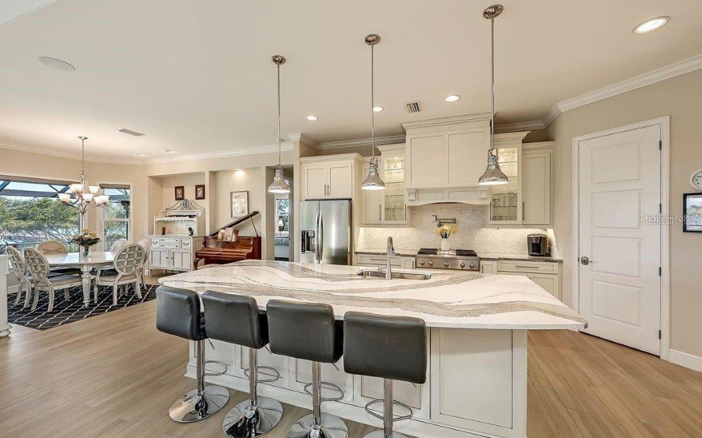 BAYSIDE - Residential