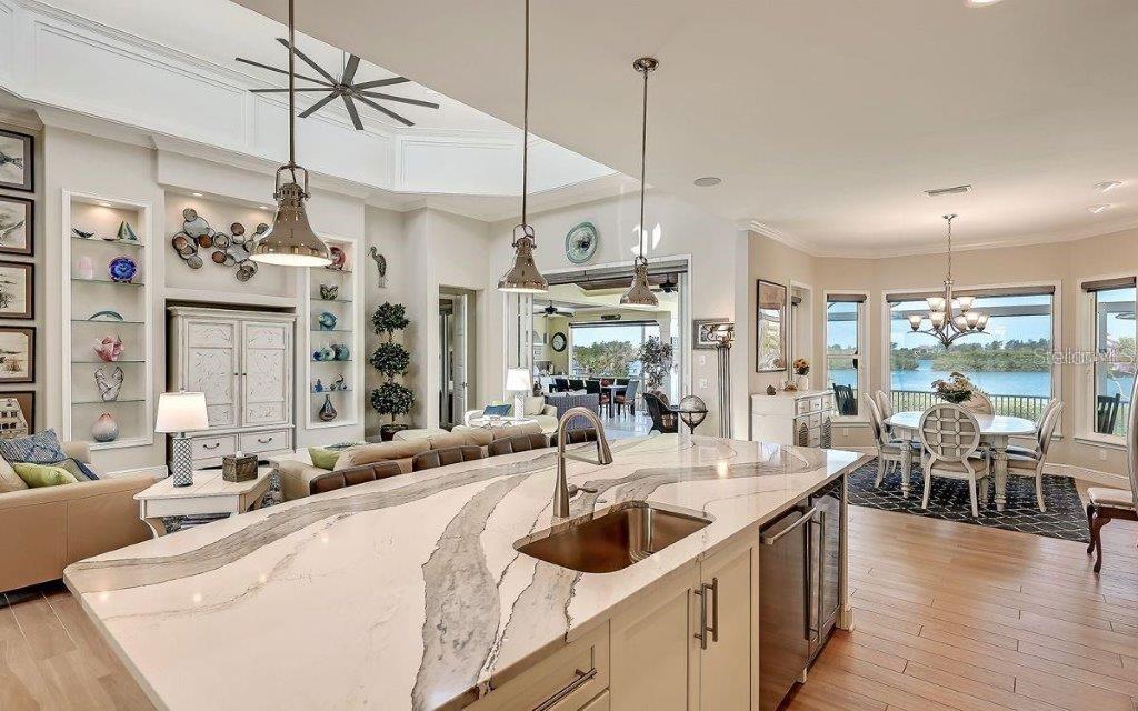 BAYSIDE - Residential