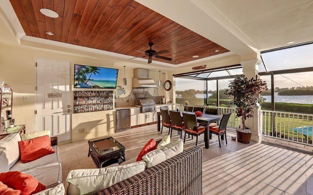 BAYSIDE - Residential