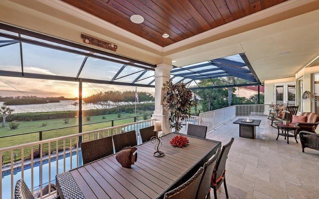 BAYSIDE - Residential