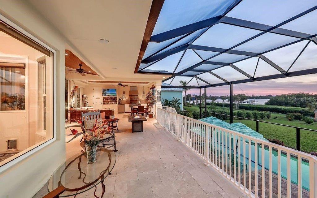 BAYSIDE - Residential