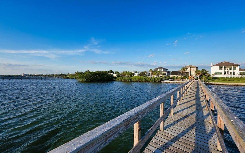 BAYSIDE - Residential