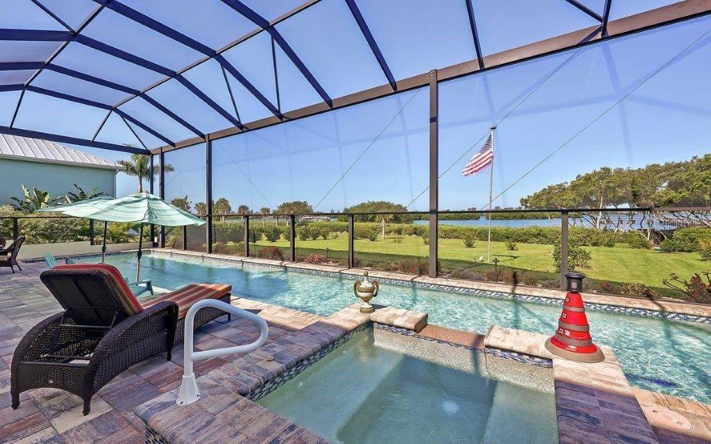 BAYSIDE - Residential