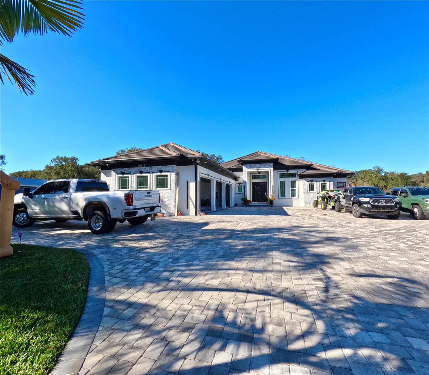 Beautiful pool home, FL Enjoy all the perks of the Florida living in this amazing 5 bedroom, 6 Bathrooms and 3 Car garage, LED lights installed throughout the house.  This gorgeous home was designed to showcase the pool from all the principal common areas and the master bedroom. This property is the perfect place to find the peace and tranquility of nature with the quick access to all the main roads, conveniently located near schools, shopping, restaurants. This peace of Floridian paradise is ready for you to call it home.