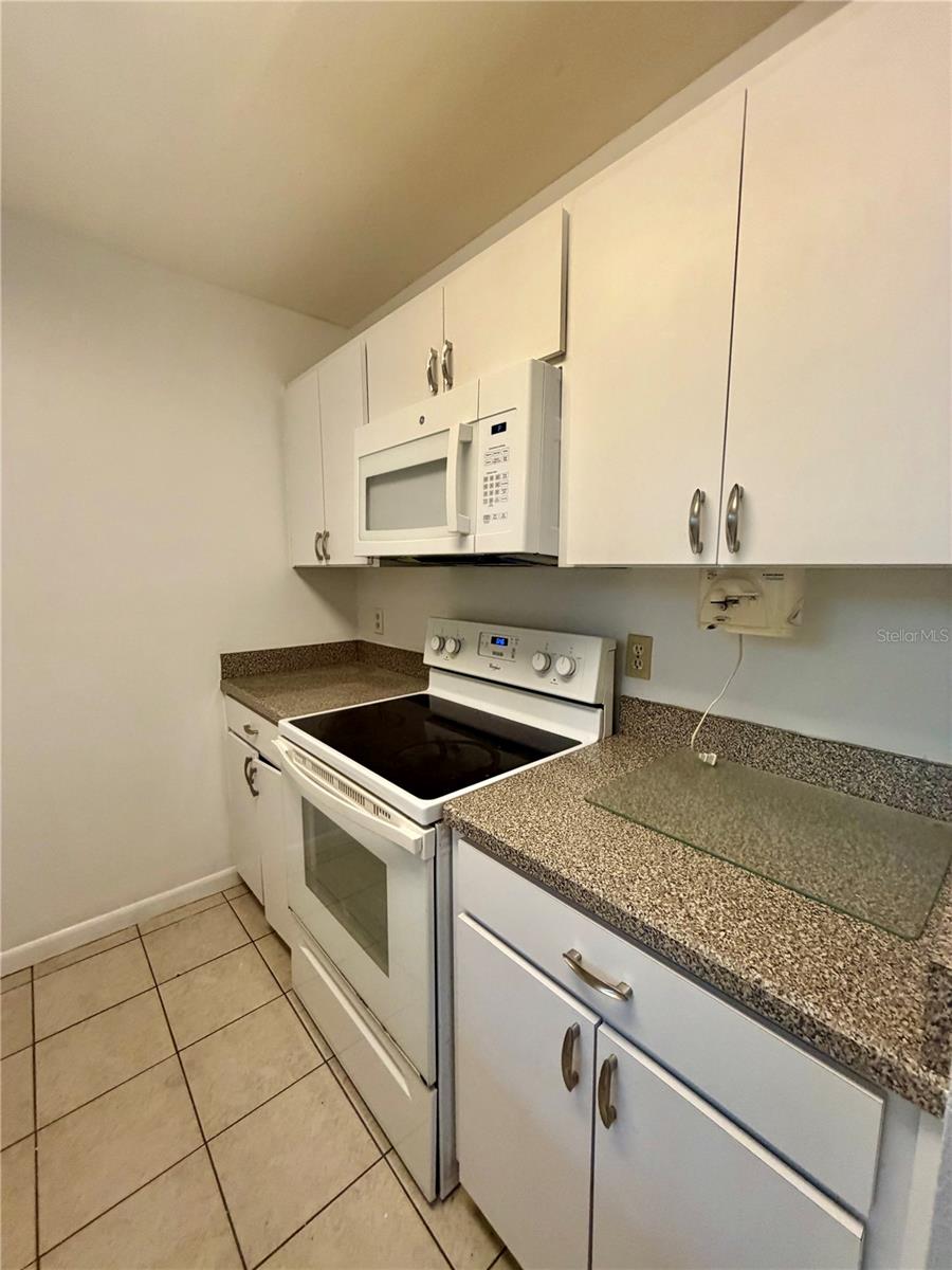 CYPRESS CLUB - Residential Lease