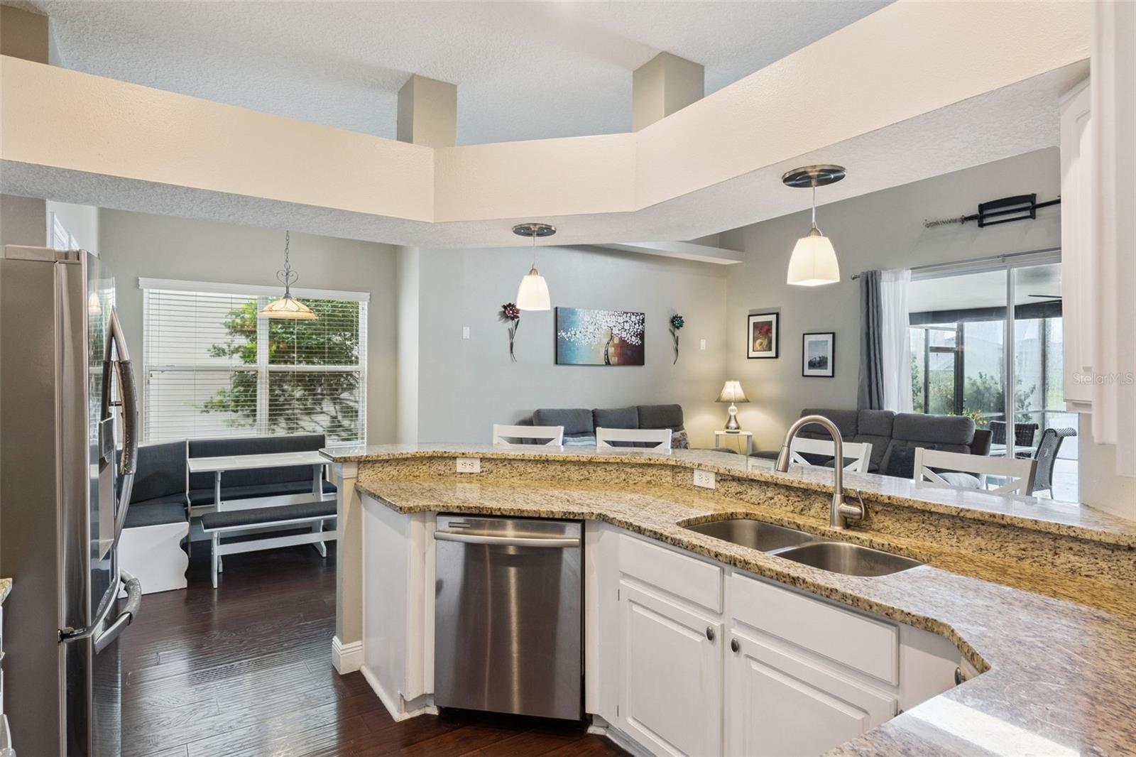 STONEYBROOK - Residential