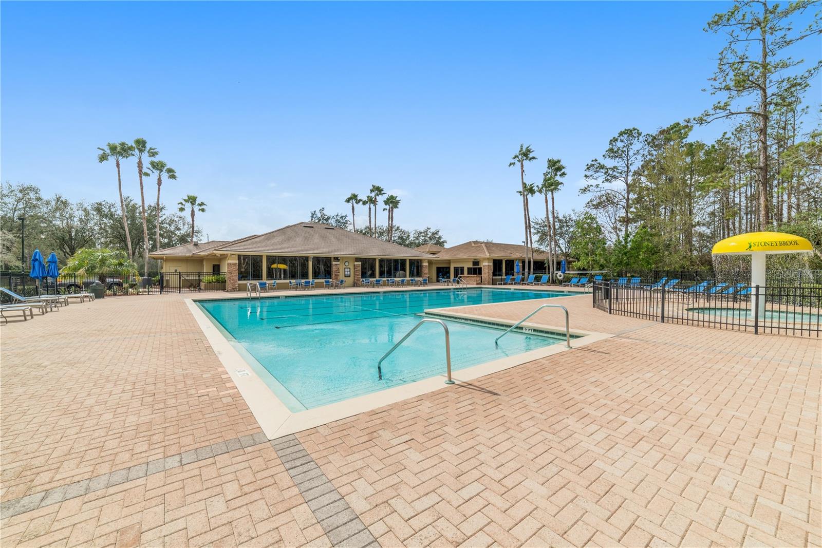 STONEYBROOK - Residential