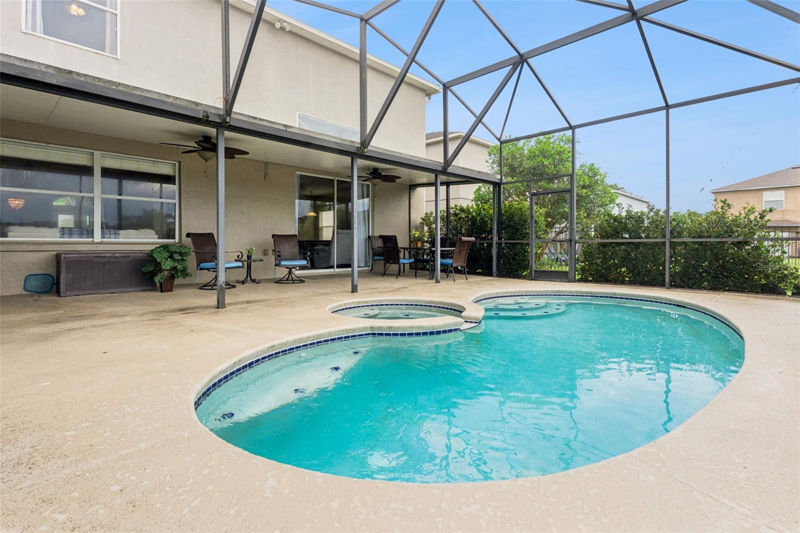 STONEYBROOK - Residential