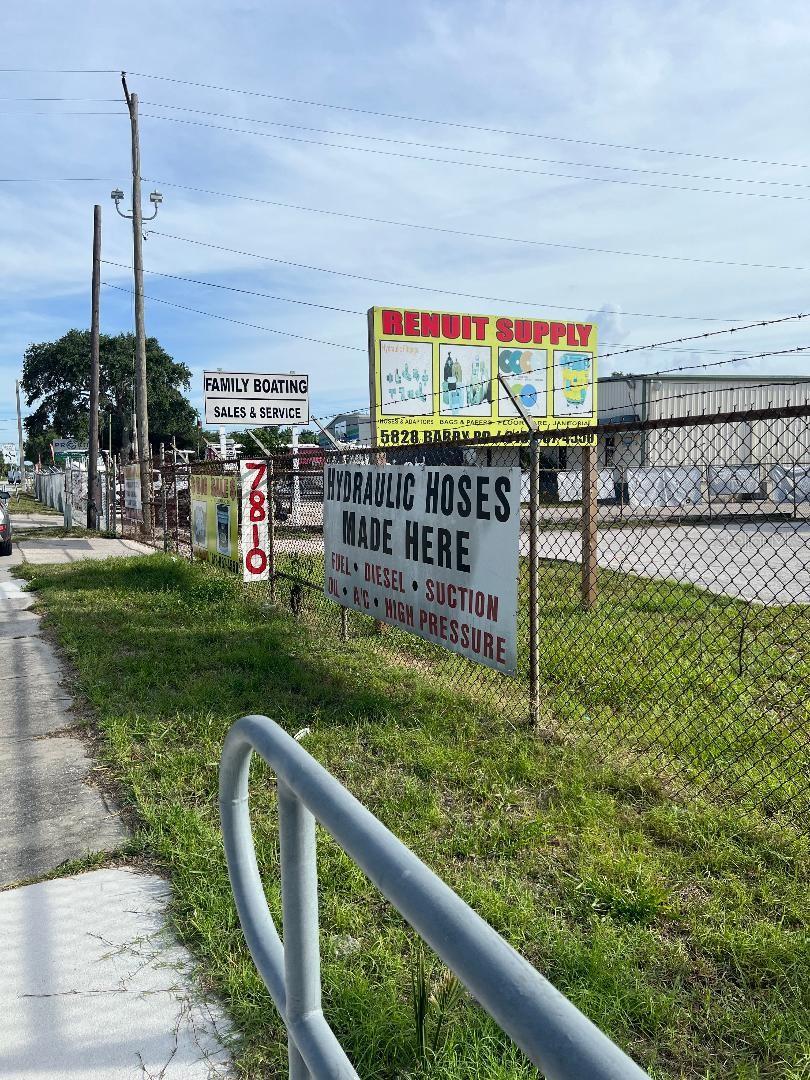 DREW PARK / PINECREST AREA - Commercial Sale