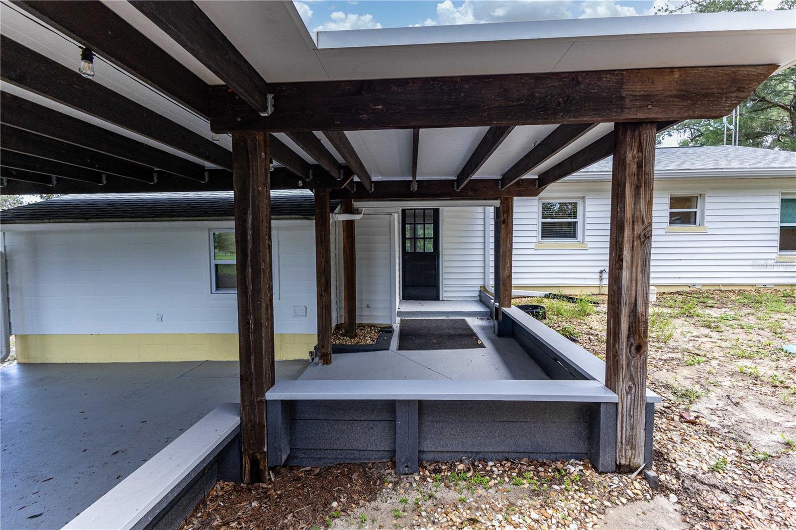 LITTLE LAKE WEIR - Residential Lease