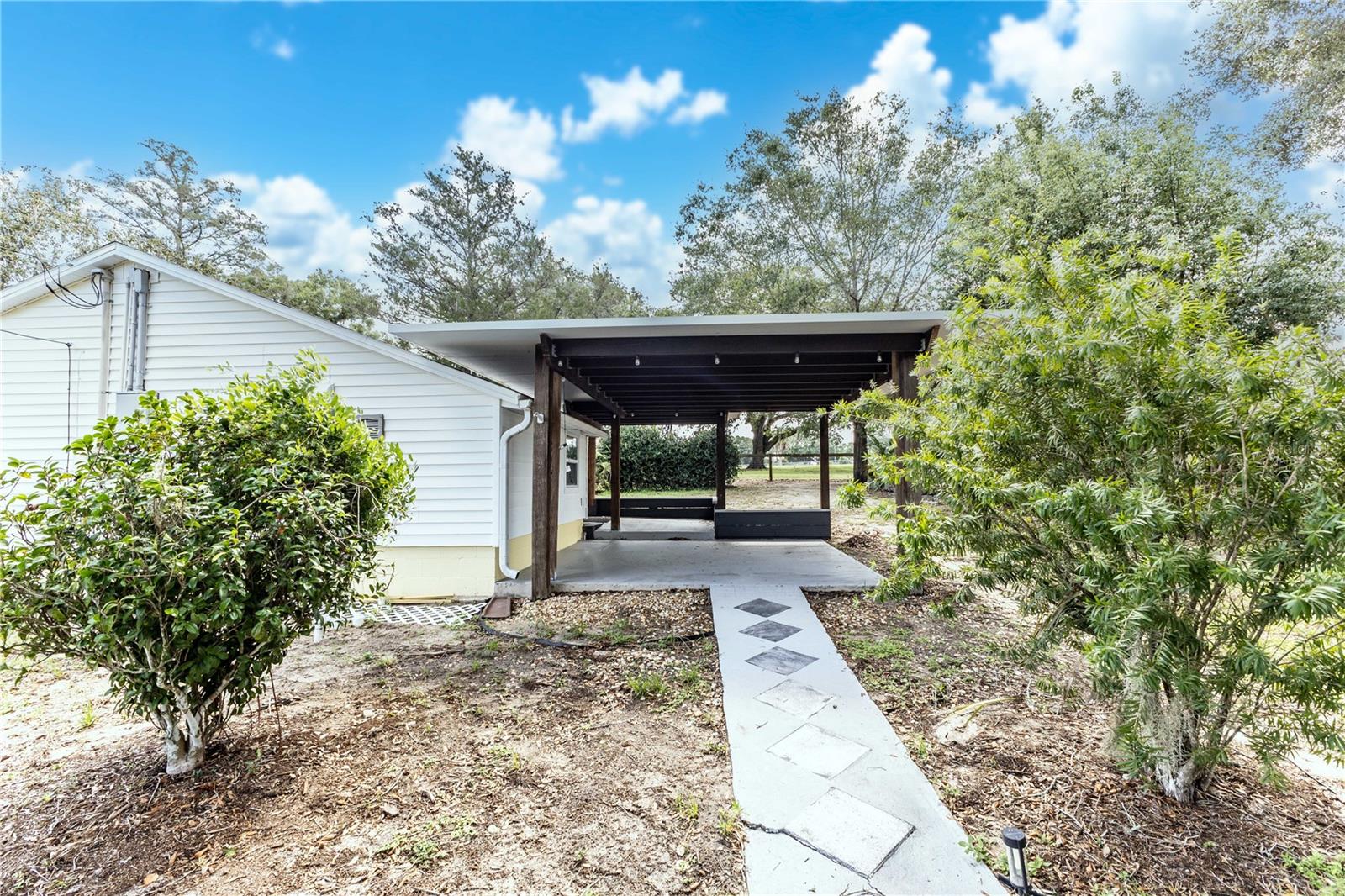 LITTLE LAKE WEIR - Residential Lease