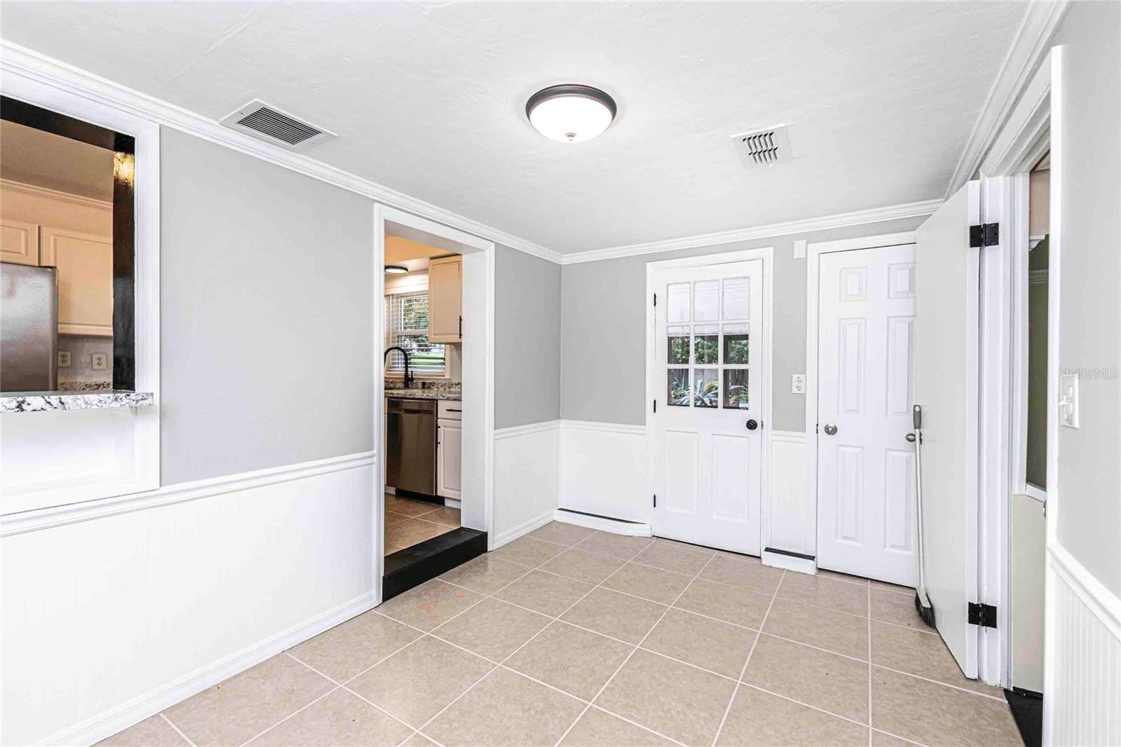 LITTLE LAKE WEIR - Residential Lease