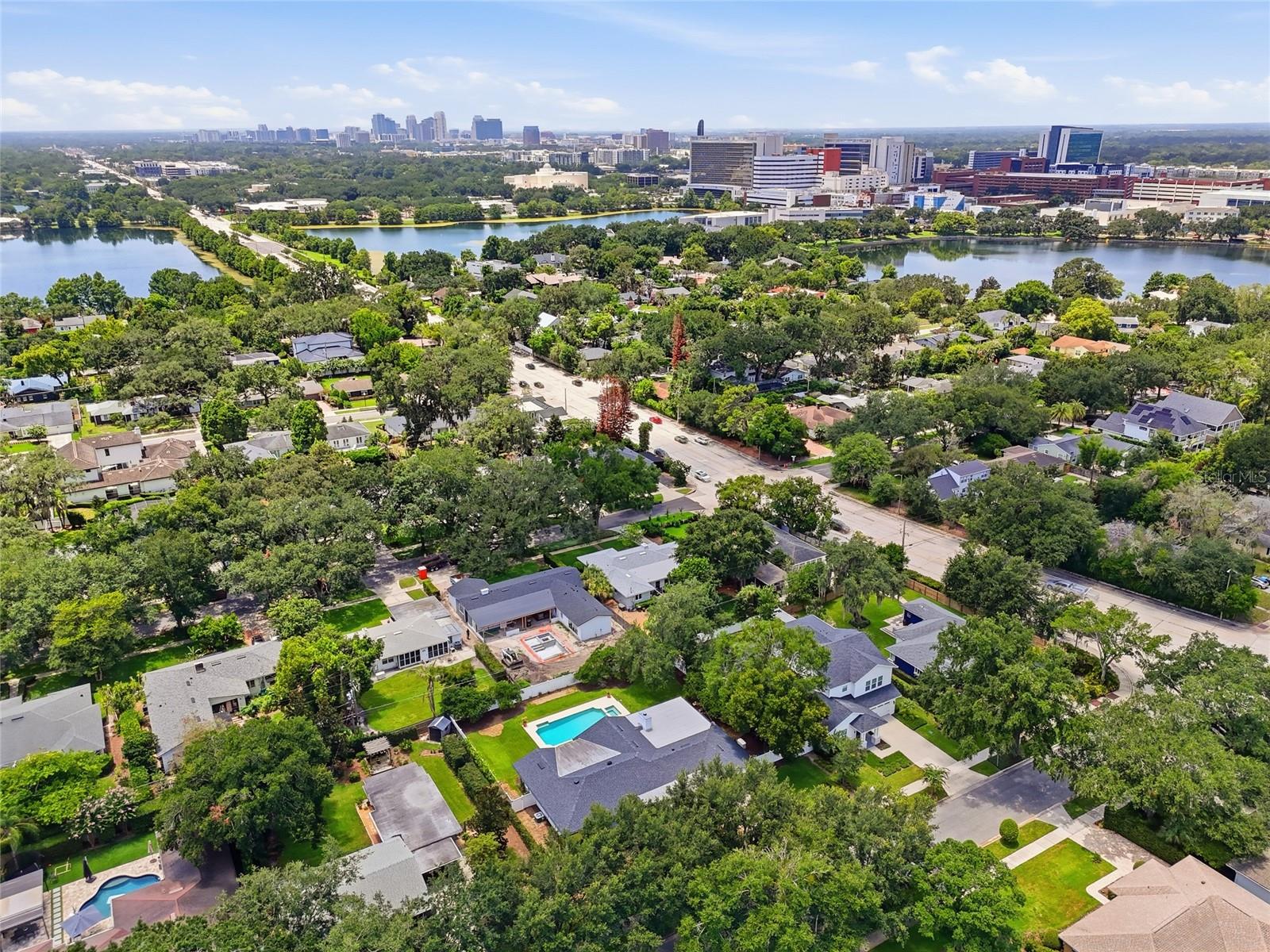 BEVERLY SHORES - Residential