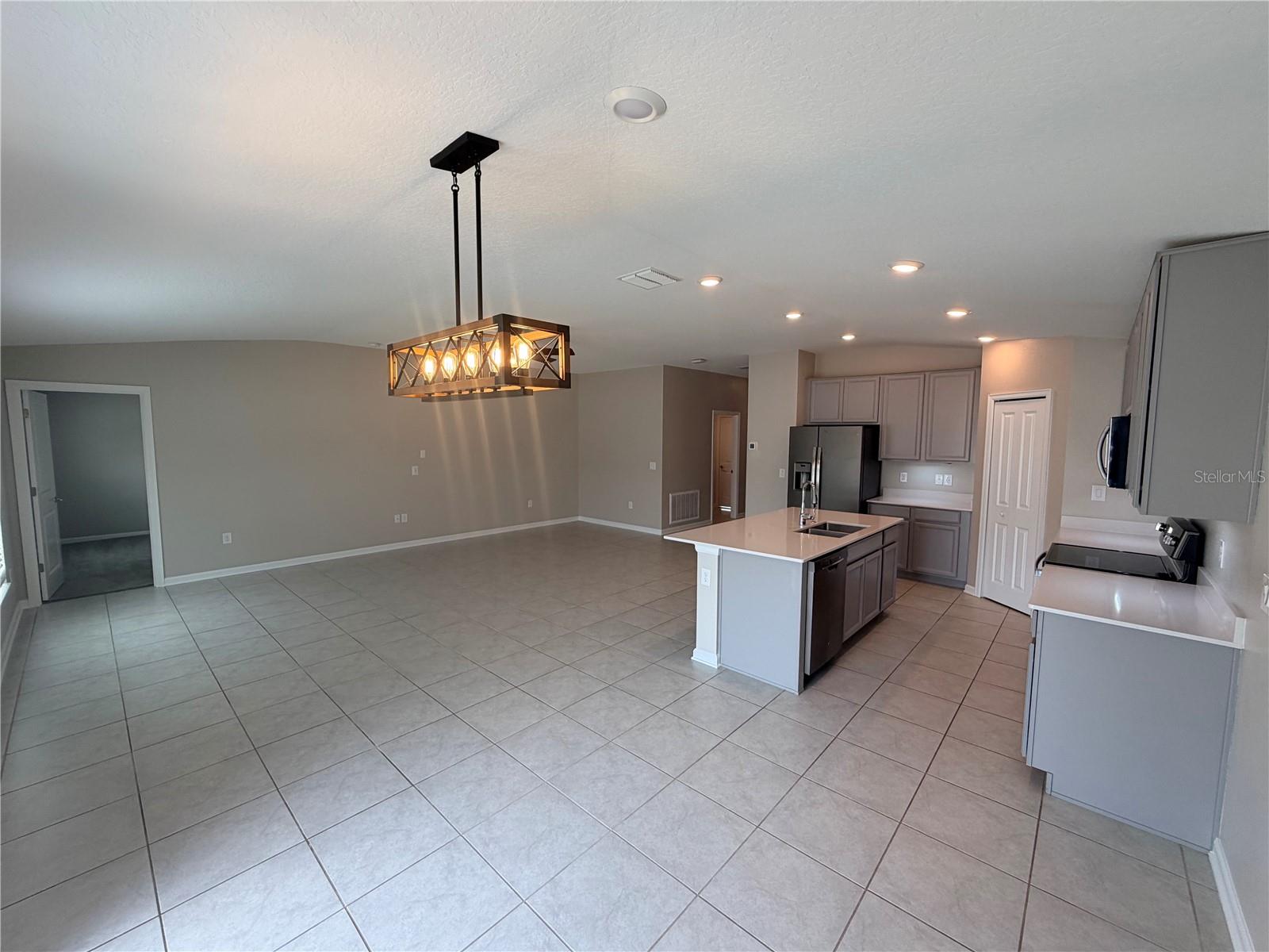GREATER LAKES PH 4 - Residential