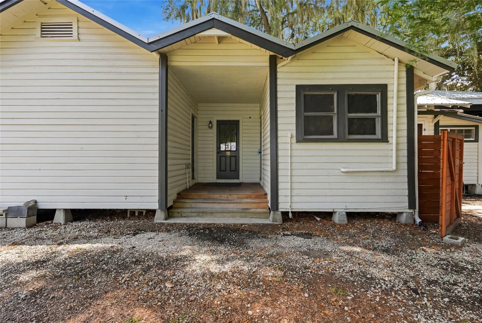 BROWNS ADDN-H P JACKSON - Residential