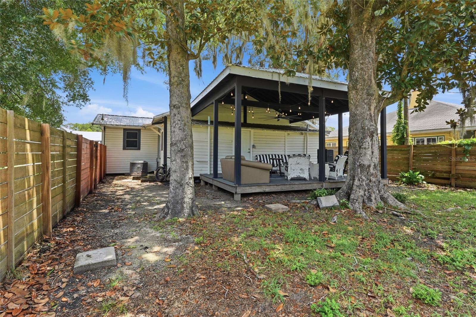 BROWNS ADDN-H P JACKSON - Residential
