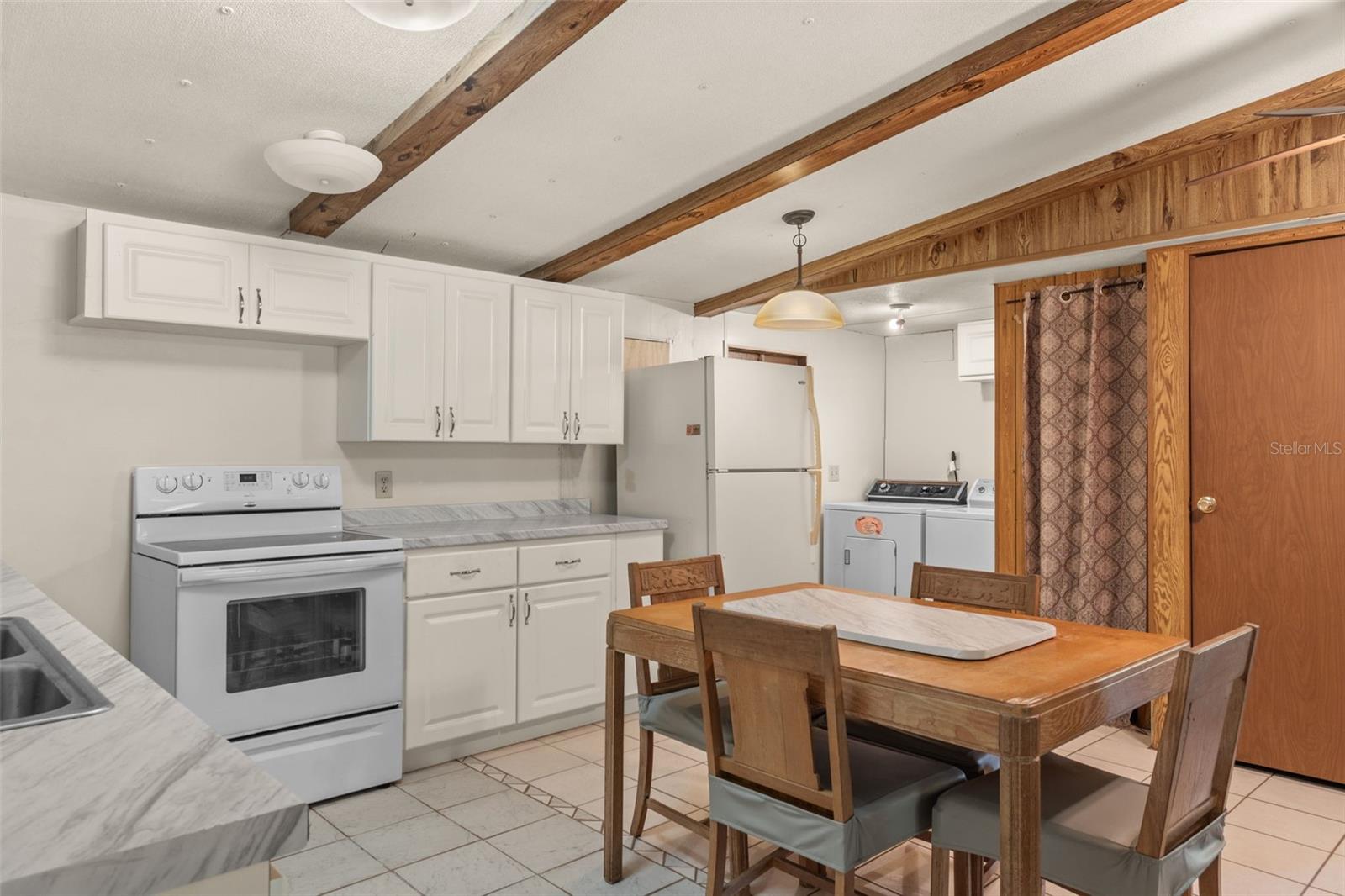 HOMOSASSA HIGHLANDS - Residential