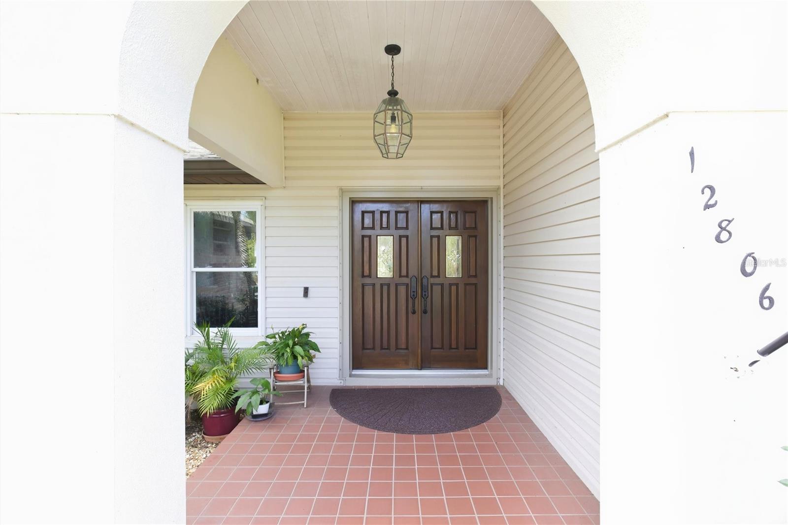 HIDDEN OAKS - Residential
