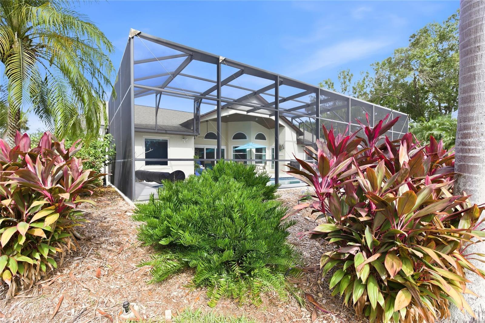 HIDDEN OAKS - Residential