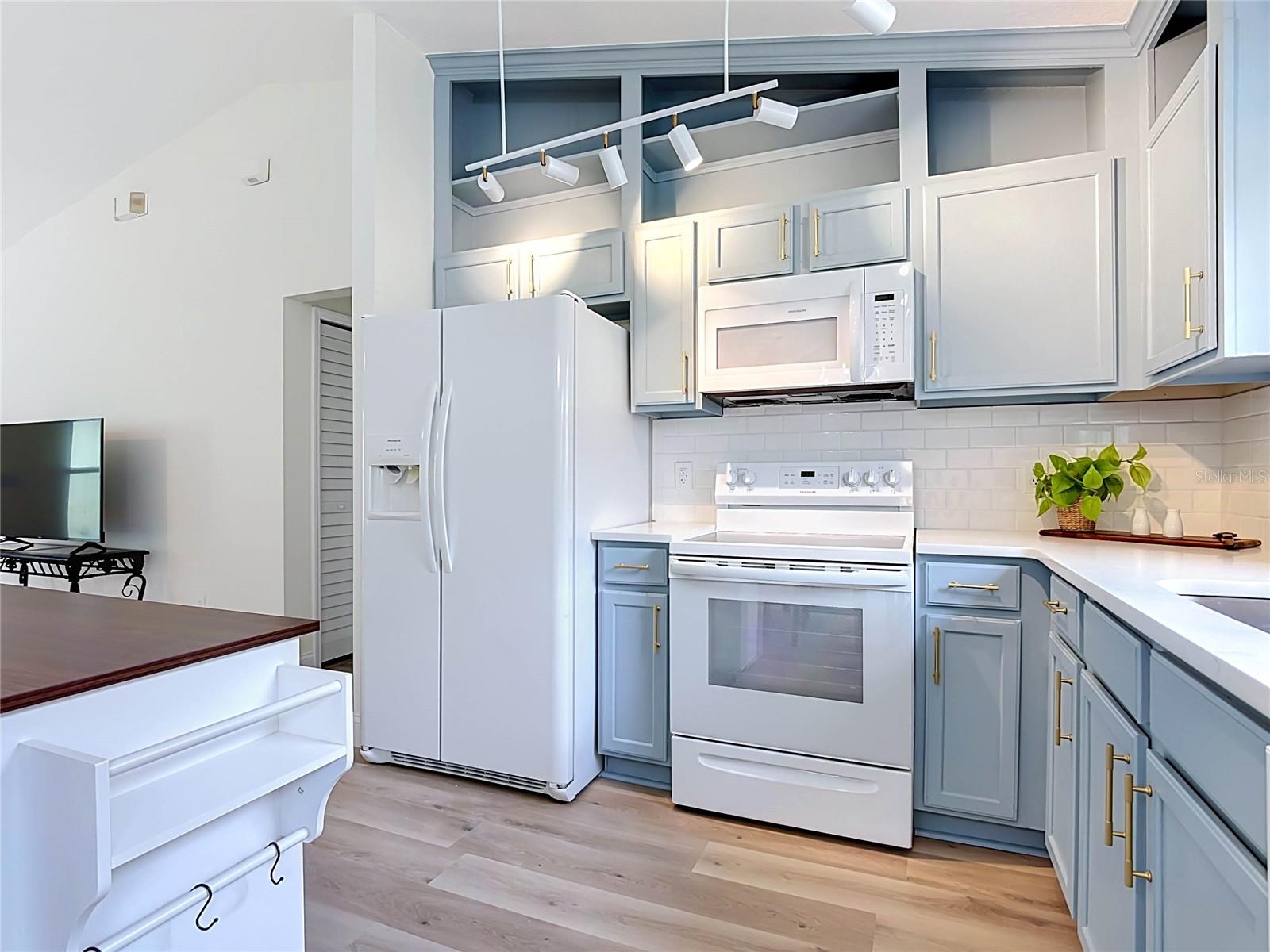 SANDY RIDGE PH 01 - Residential