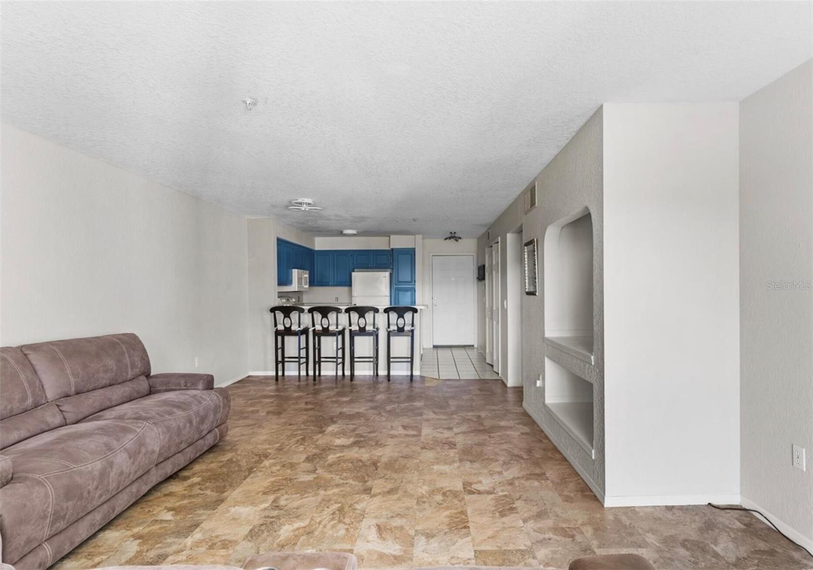 AUDUBON VILLAS AT HUNTERS CREEK CONDO - Residential