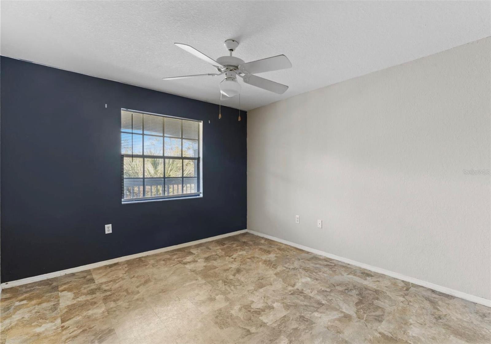 AUDUBON VILLAS AT HUNTERS CREEK CONDO - Residential