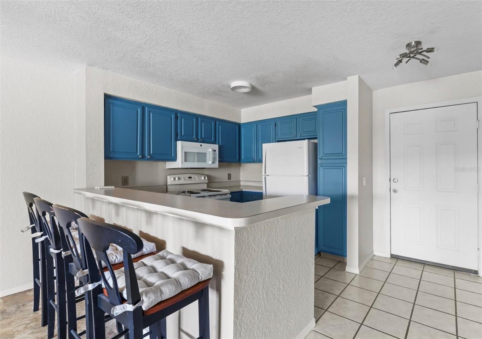 AUDUBON VILLAS AT HUNTERS CREEK CONDO - Residential
