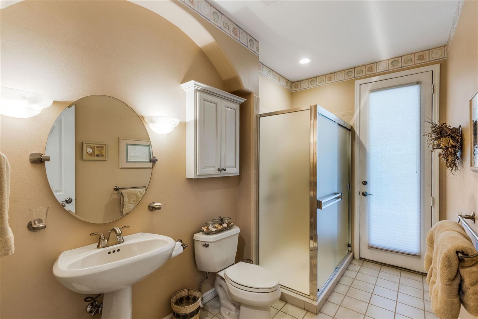 LAUREL OAK ESTATES SEC 01 - Residential