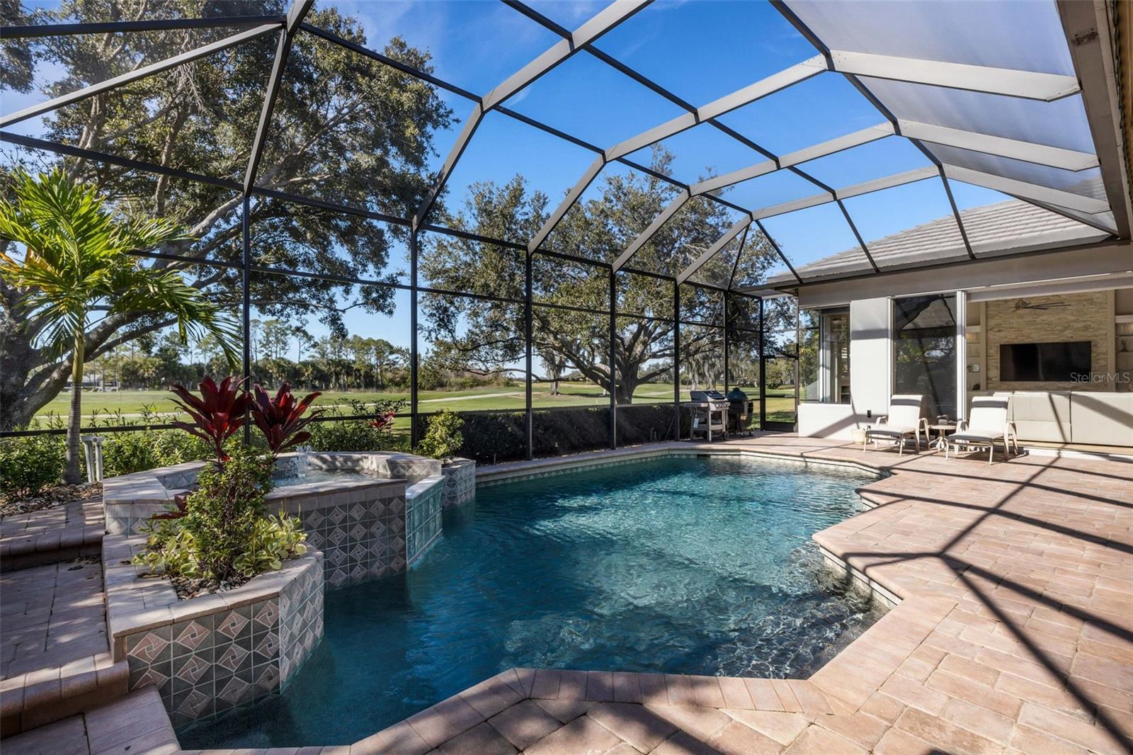 LAUREL OAK ESTATES SEC 01 - Residential