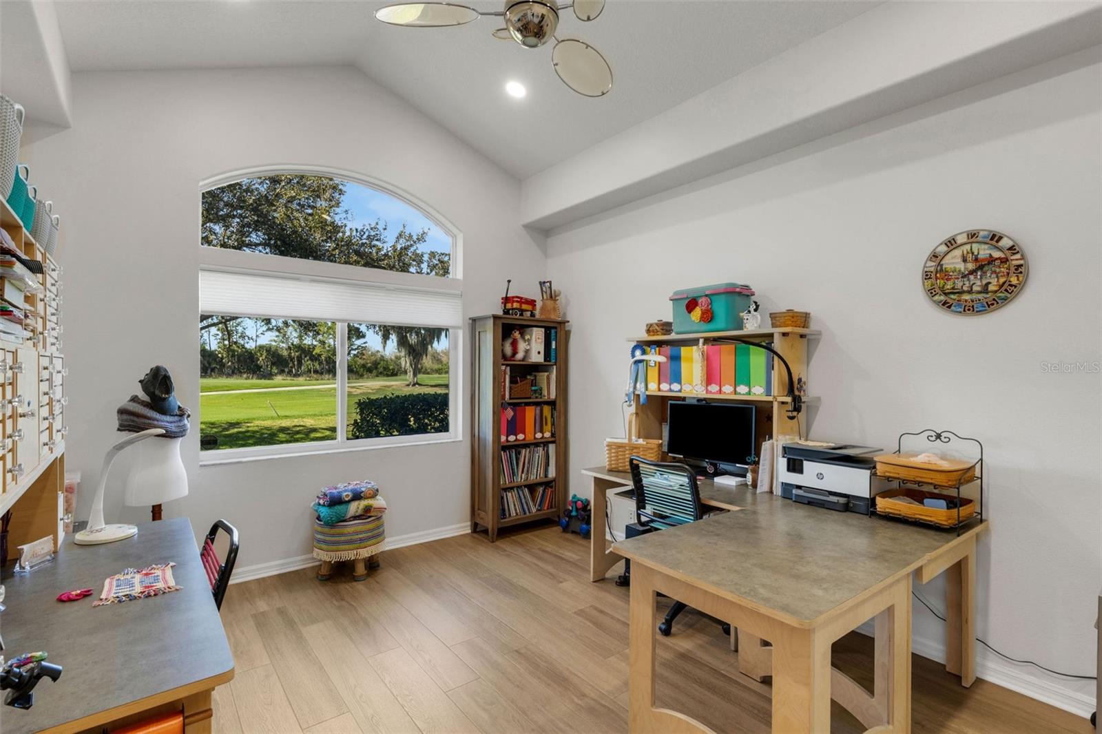 LAUREL OAK ESTATES SEC 01 - Residential