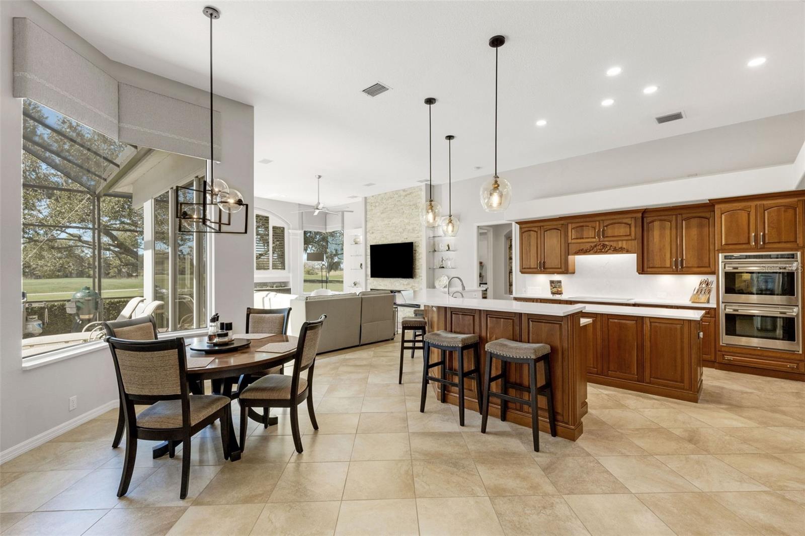 LAUREL OAK ESTATES SEC 01 - Residential