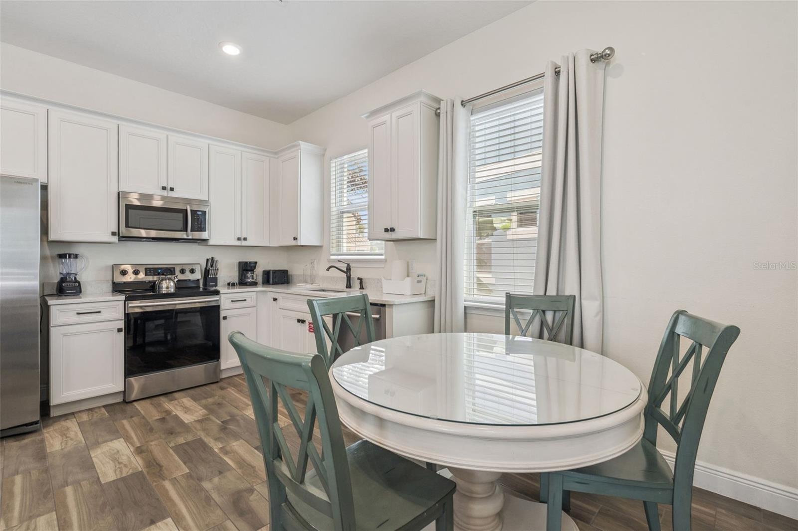 MARGARITAVILLE RESORT - Residential