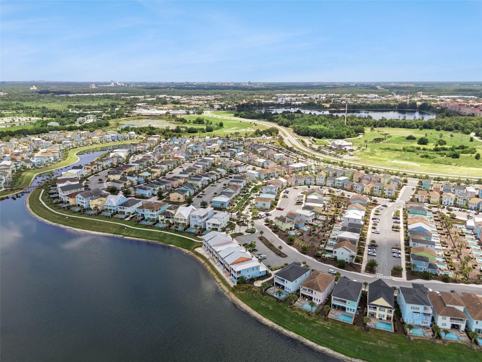 MARGARITAVILLE RESORT - Residential