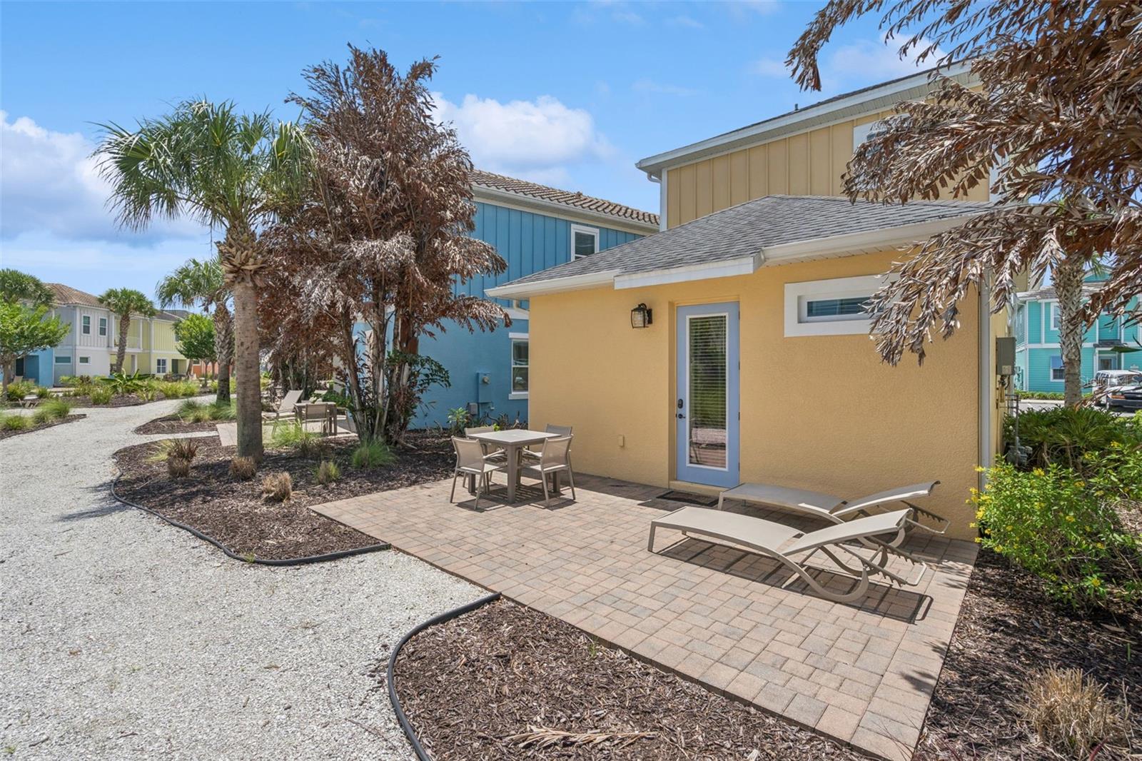 MARGARITAVILLE RESORT - Residential
