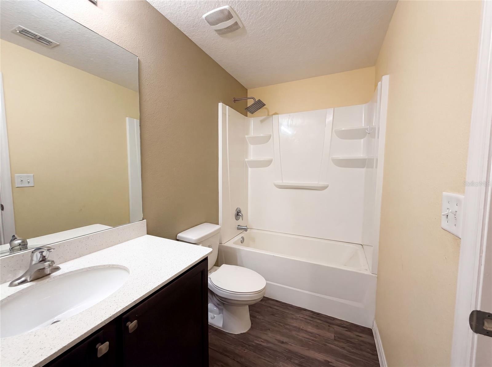 MASCOTTE LAKE JACKSON RIDGE PH 02 - Residential