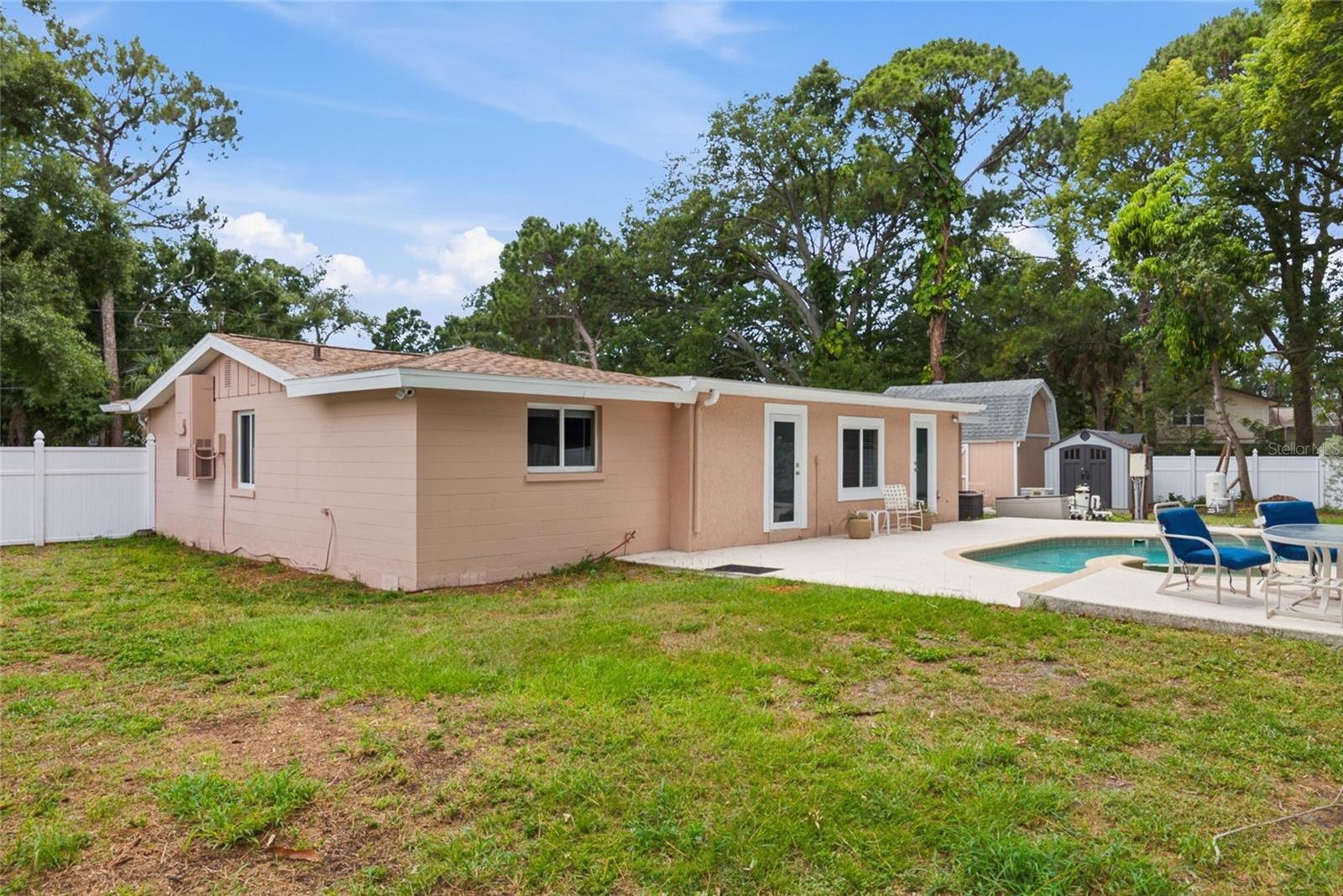 PAT ACRES 5TH ADD - Residential