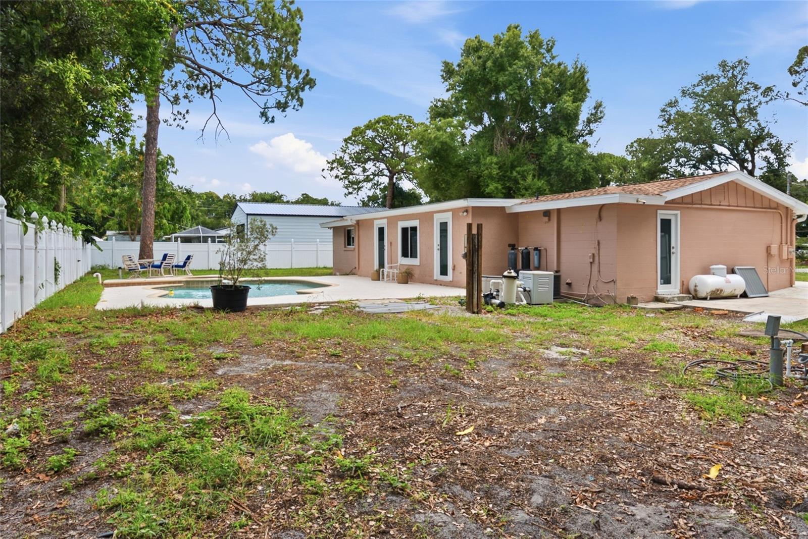 PAT ACRES 5TH ADD - Residential