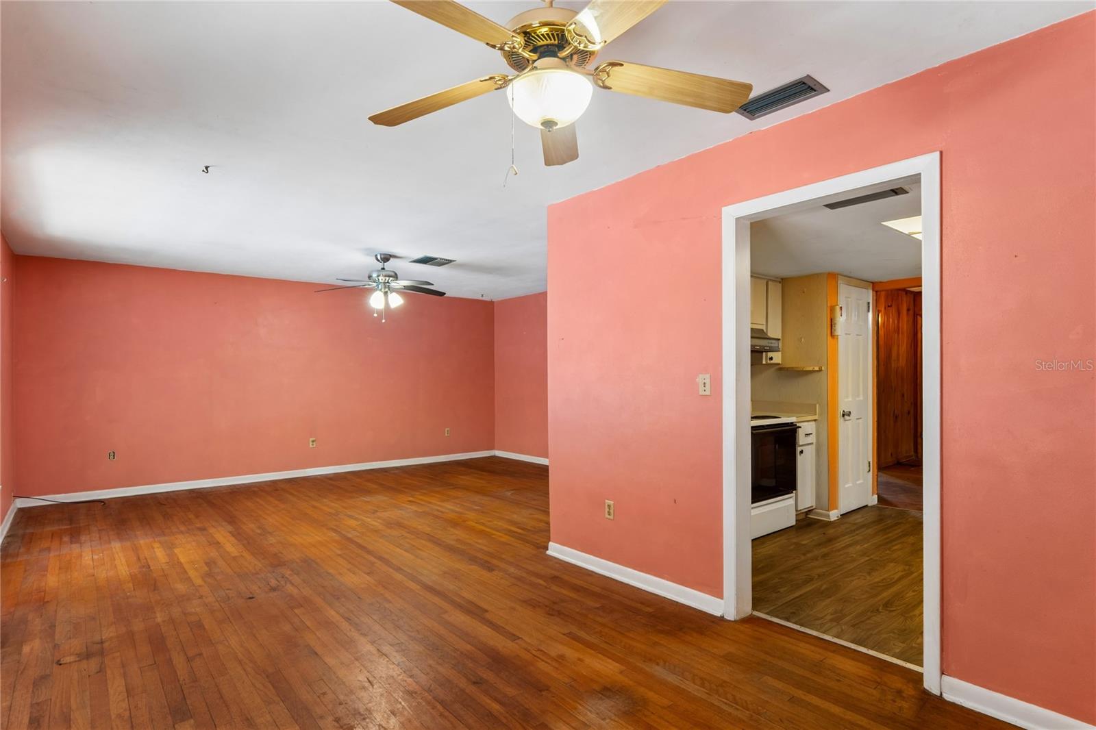 PARSONS ADD TO BROOKSVILLE - Residential